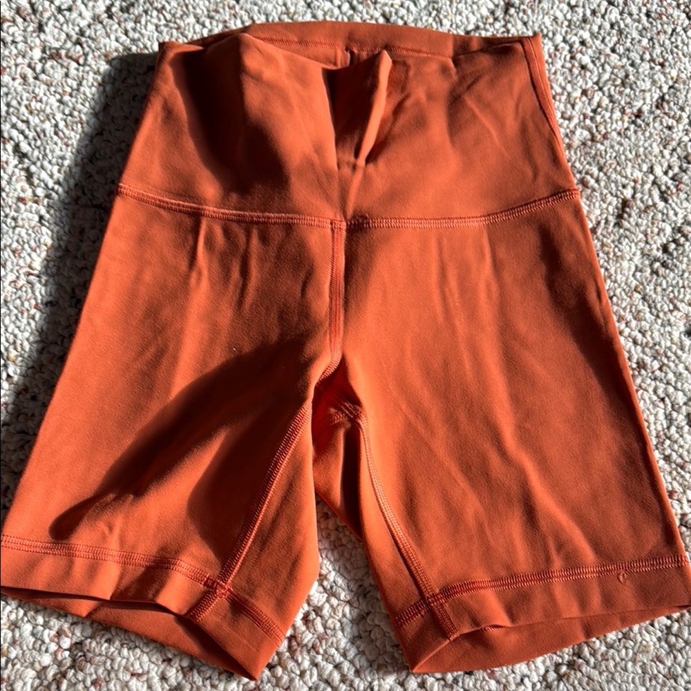 Lululemon Wunder Train 6” Shorts
